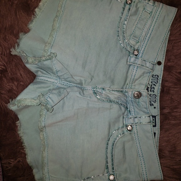 Miss me shorts - Picture 3 of 3